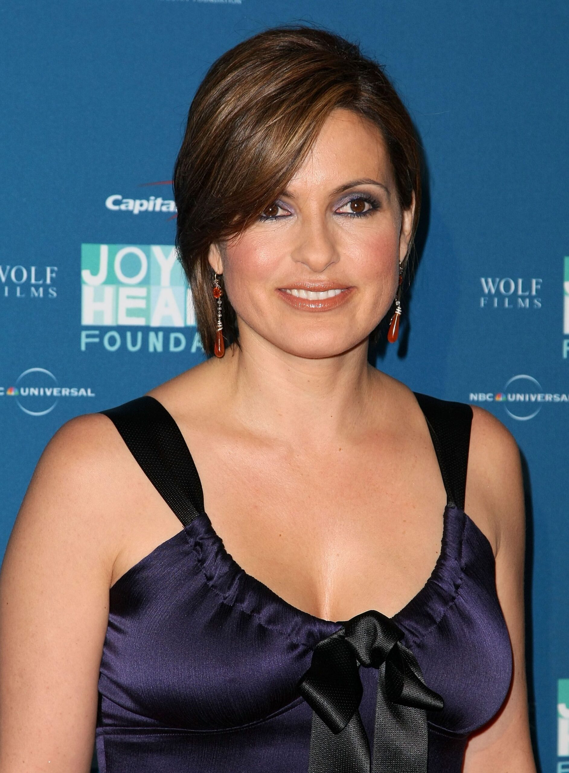 Mariska Hargitay fabulous Photo Collection