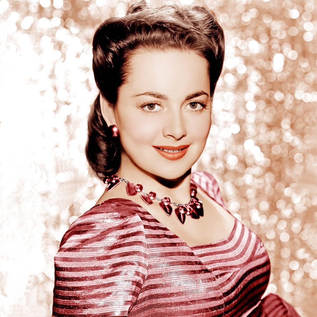 Olivia de Havilland  most Beautiful photos