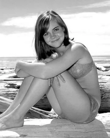 Sally Field Wonderful pics