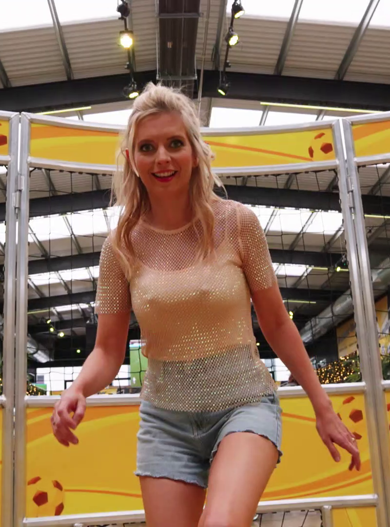 Rachel Riley 20 Photos