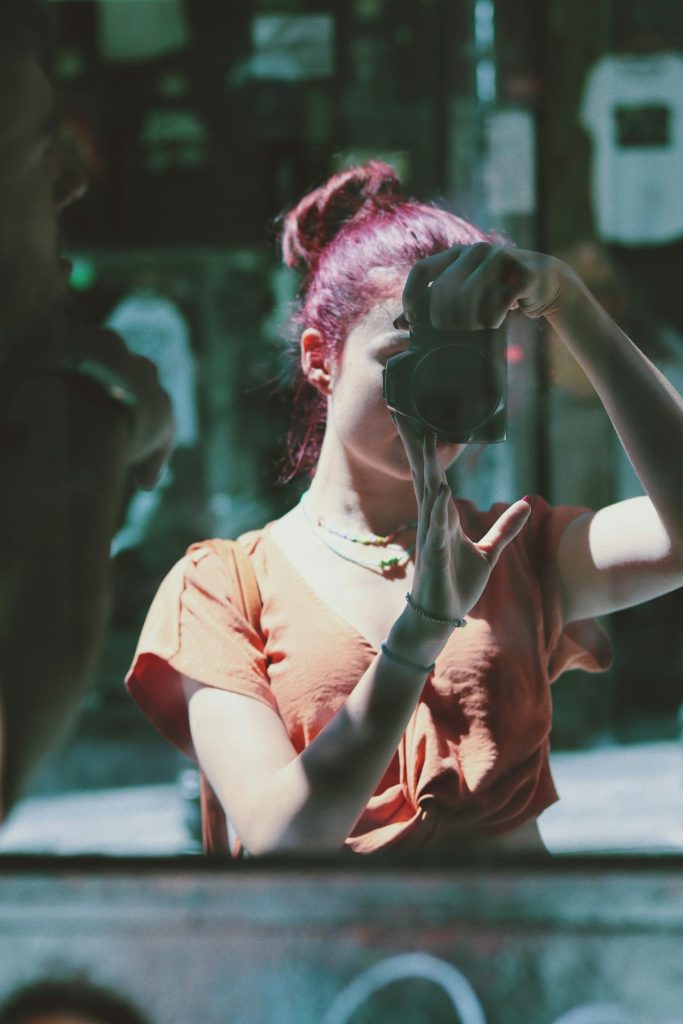 Cách Chỉnh Ảnh Selfie Đẹp Trên Điện Thoại — Từ Bình Thường Thành Xuất Sắc