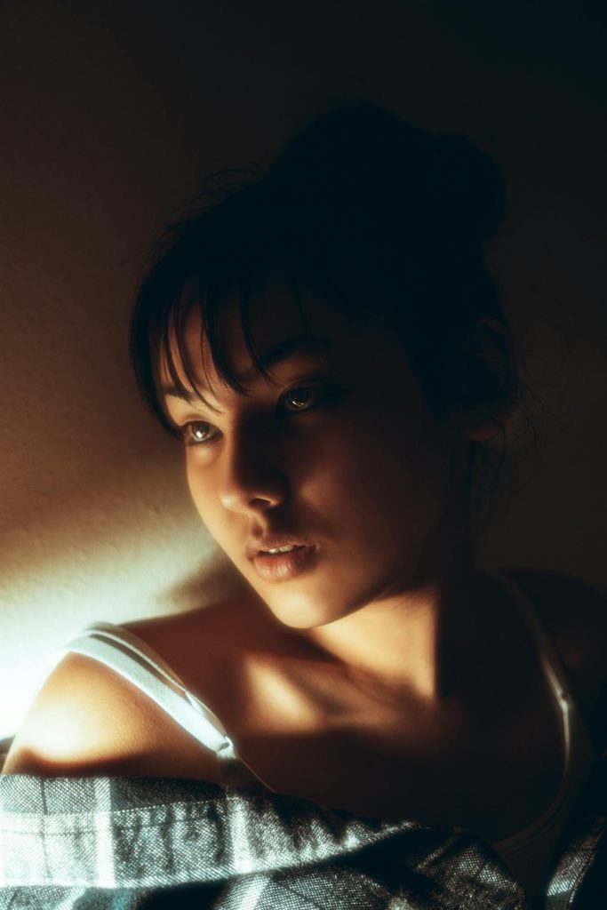 Cách Chụp Ảnh Chân Dung Đẹp Bằng Điện Thoại 2026